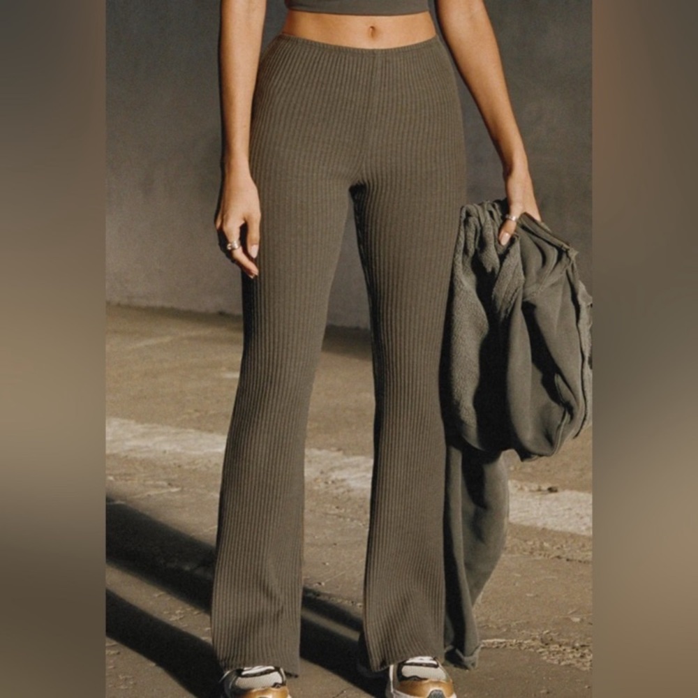 Joah Brown Ribbed Fitted Mini Flare Pants Low Rise Ink S - Picture 5 of 9